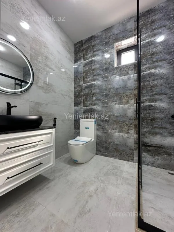 Satılır 4 otaqlı həyət evi 180 m²