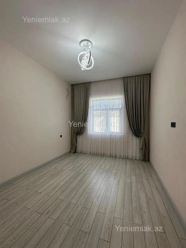 Satılır 4 otaqlı həyət evi 180 m²