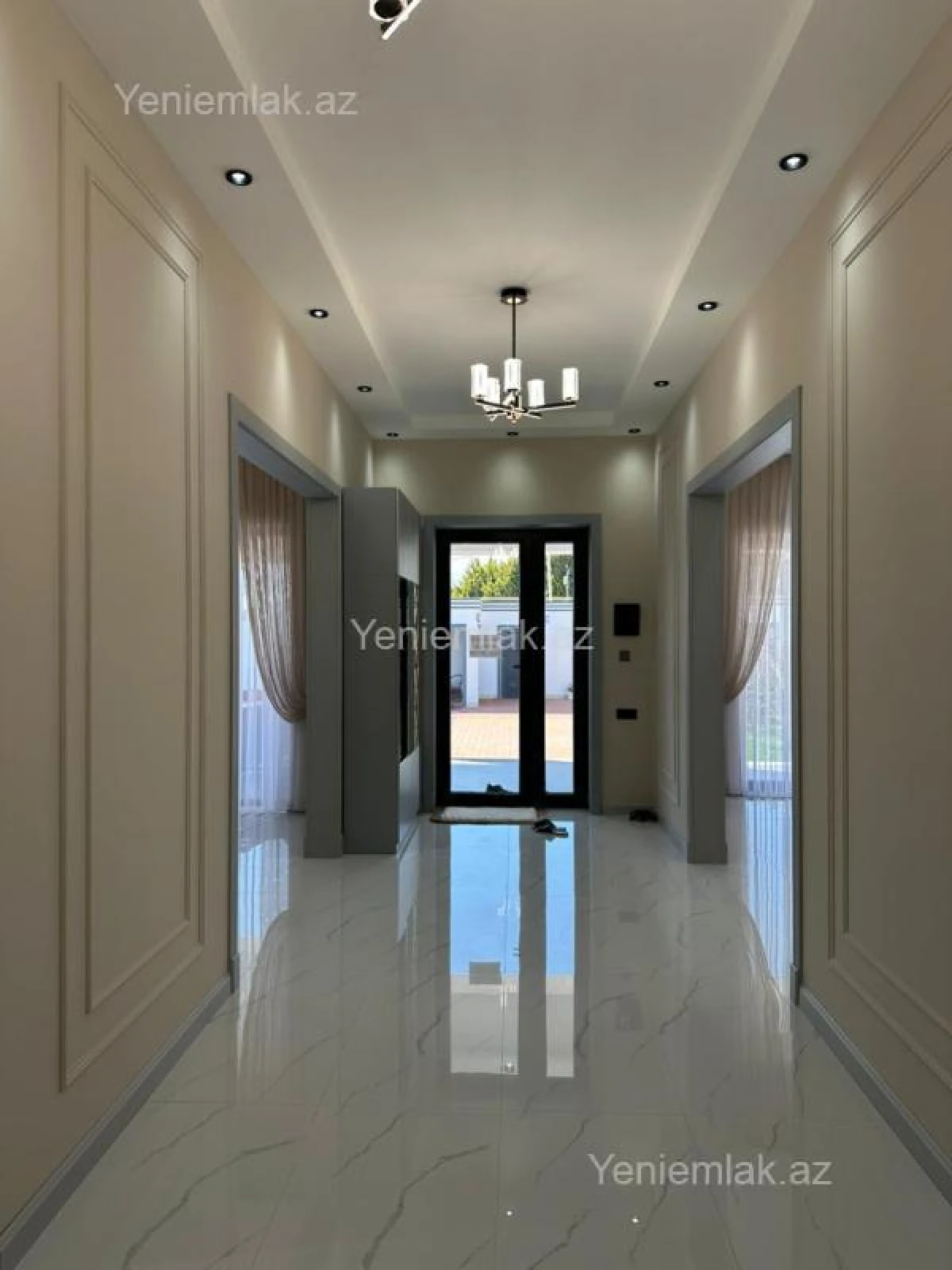 Satılır 4 otaqlı həyət evi 180 m²