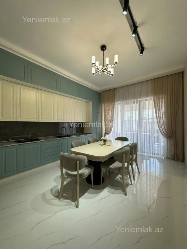 Satılır 4 otaqlı həyət evi 180 m²