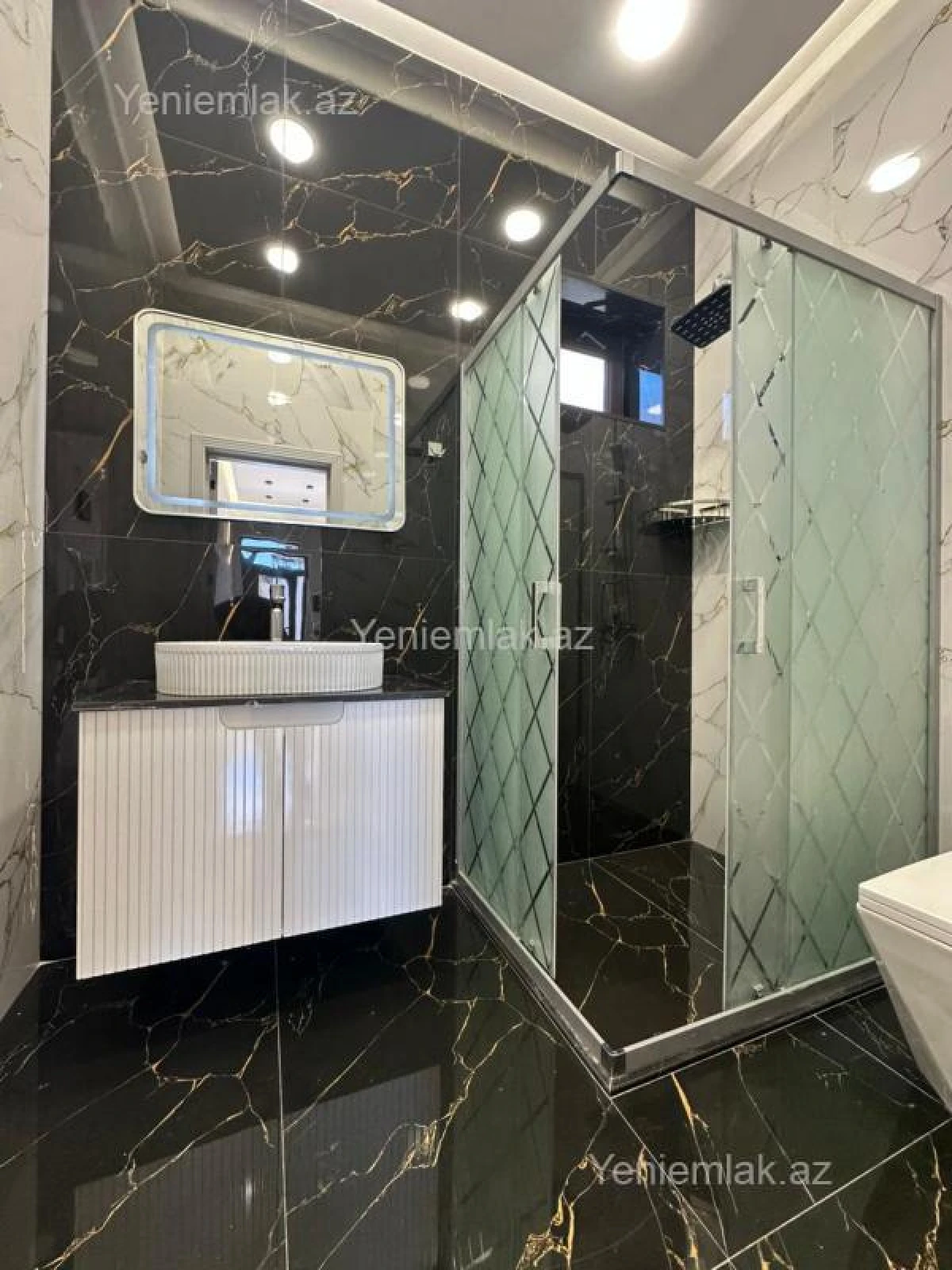 Satılır 4 otaqlı həyət evi 170 m²