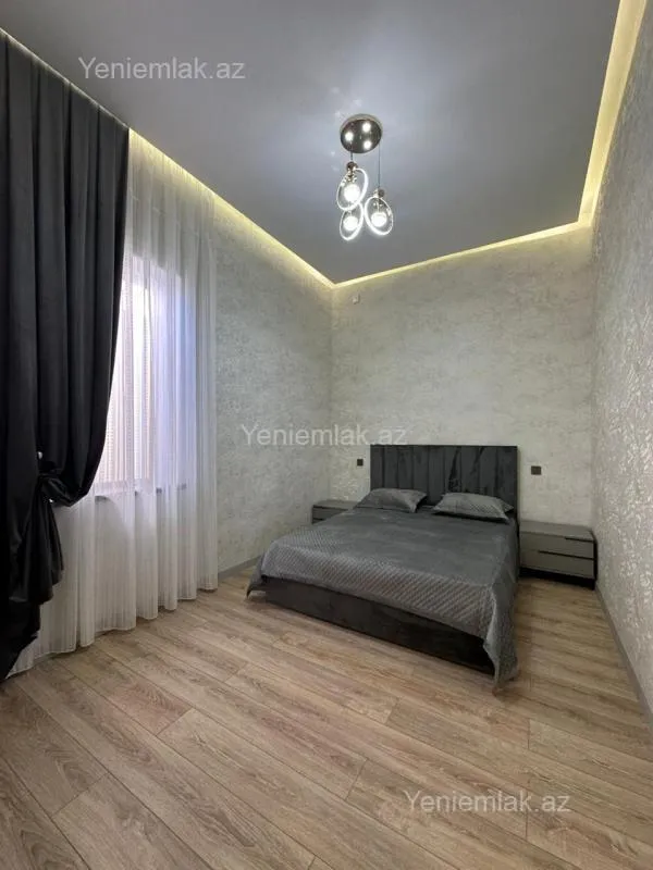 Satılır 4 otaqlı həyət evi 170 m²