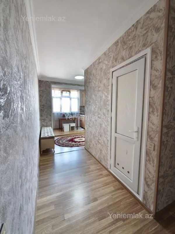 Satılır 1 otaqlı köhnə tikili 35 m²