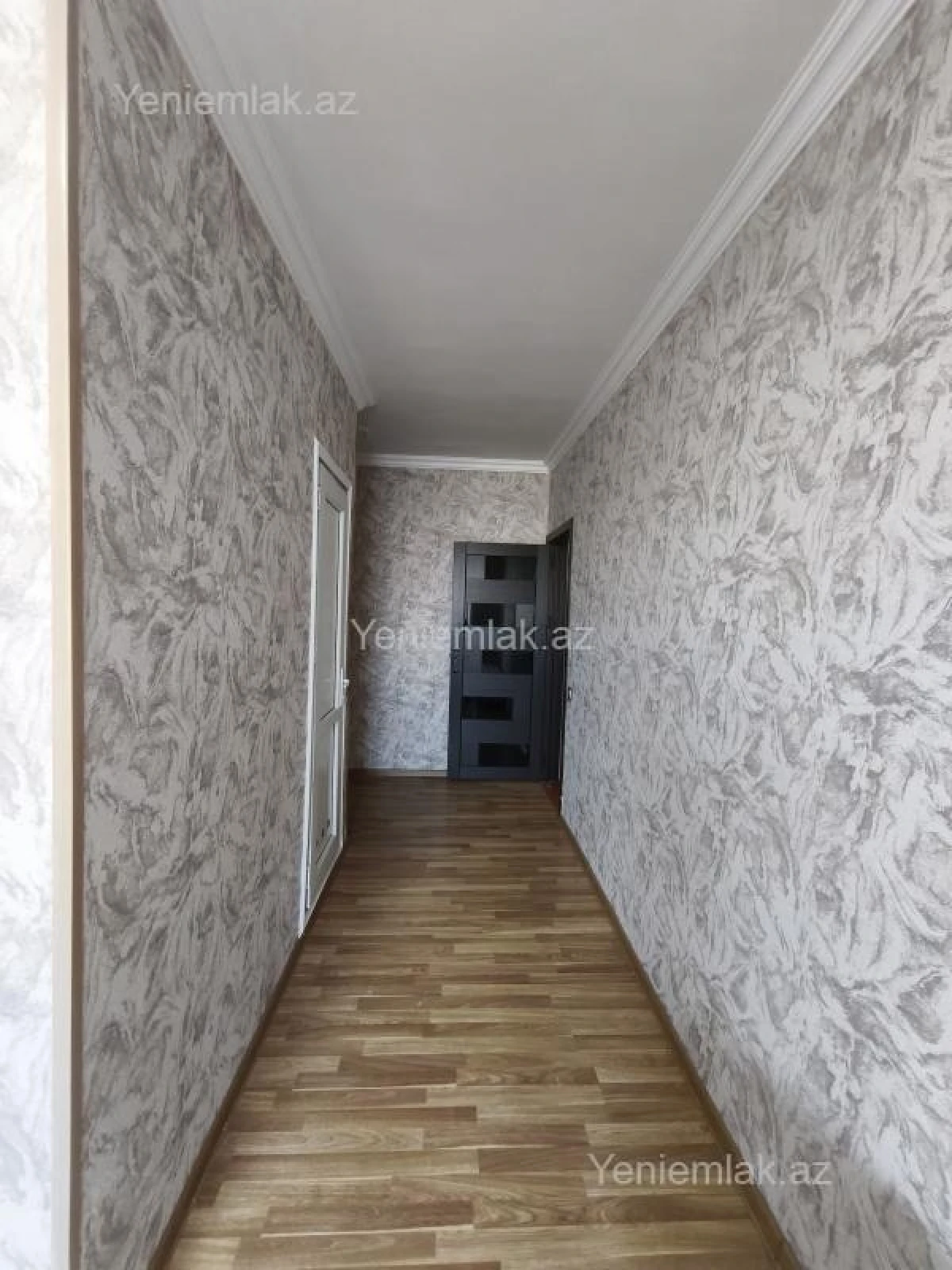 Satılır 1 otaqlı köhnə tikili 35 m²