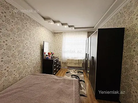 Satılır 4 otaqlı köhnə tikili 84 m²