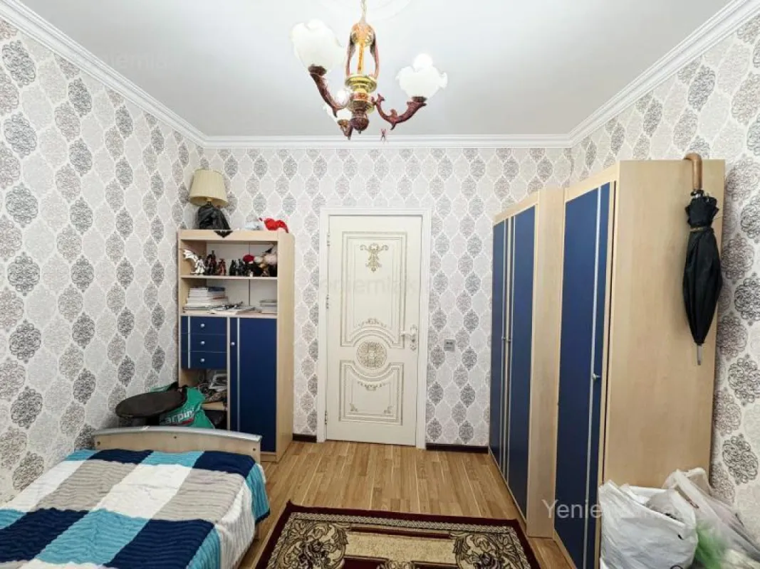 Satılır 4 otaqlı köhnə tikili 84 m²
