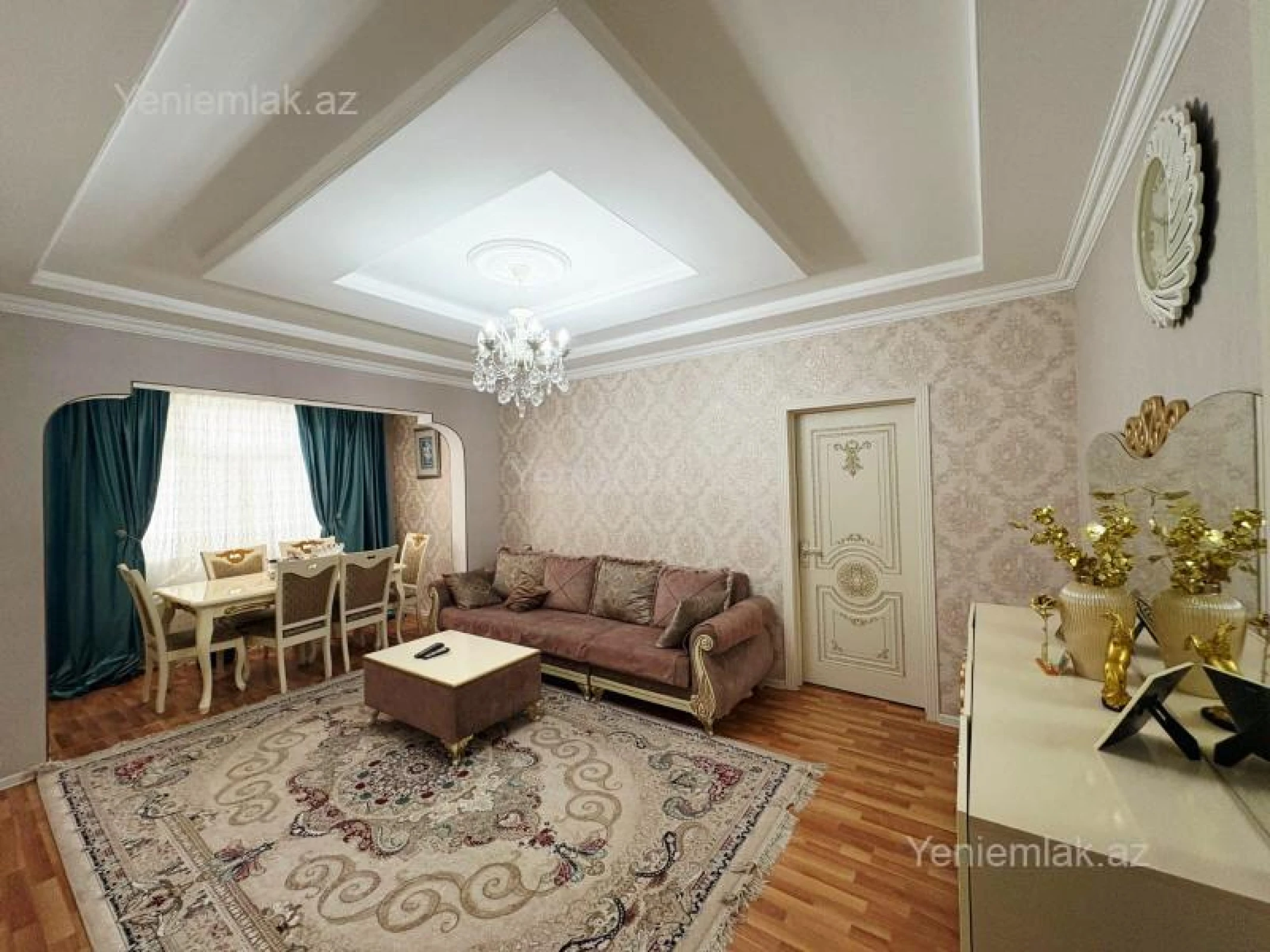 Satılır 4 otaqlı köhnə tikili 84 m²
