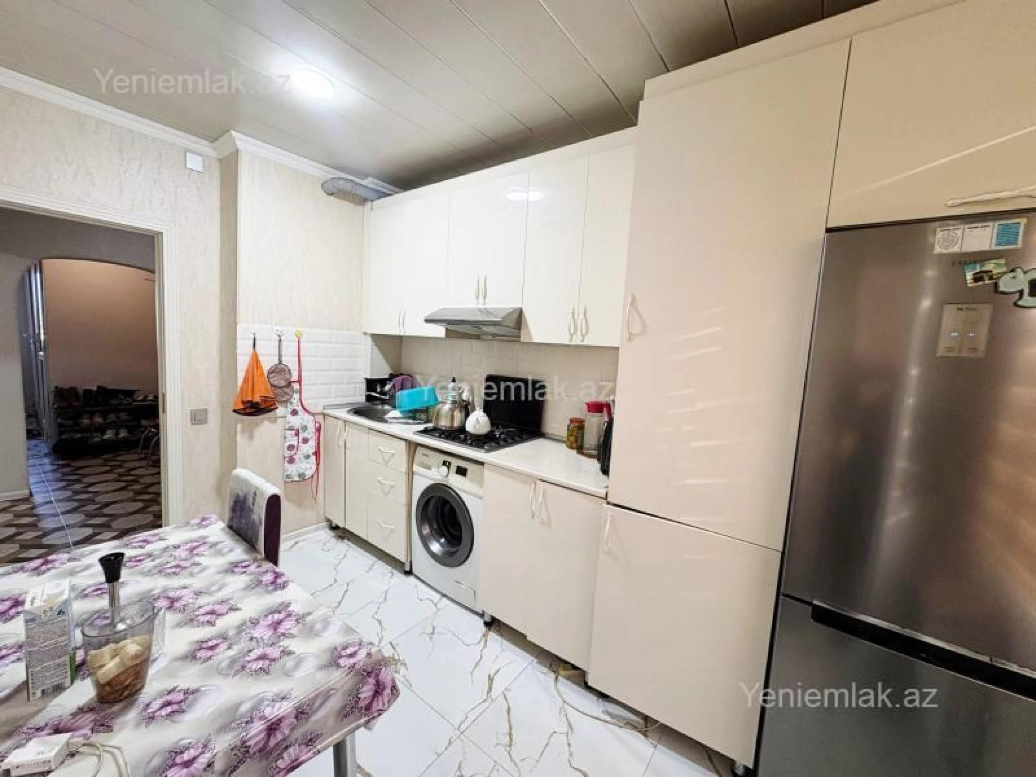 Satılır 4 otaqlı köhnə tikili 84 m²
