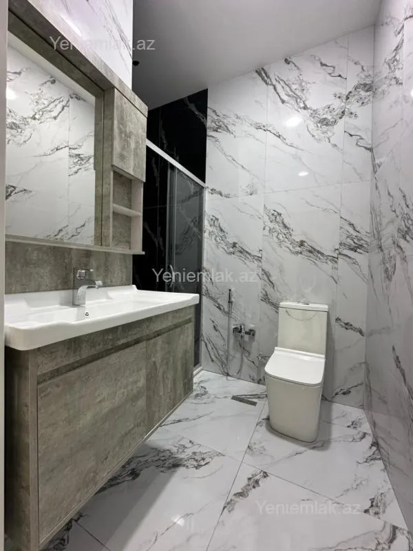 Satılır 4 otaqlı həyət evi 180 m²