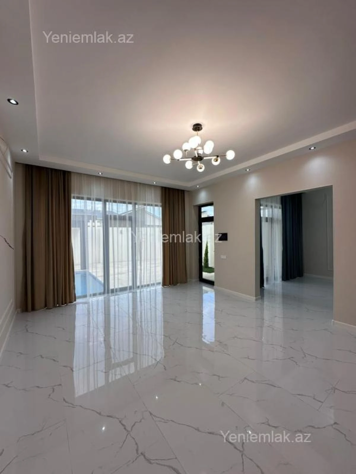 Satılır 4 otaqlı həyət evi 180 m²