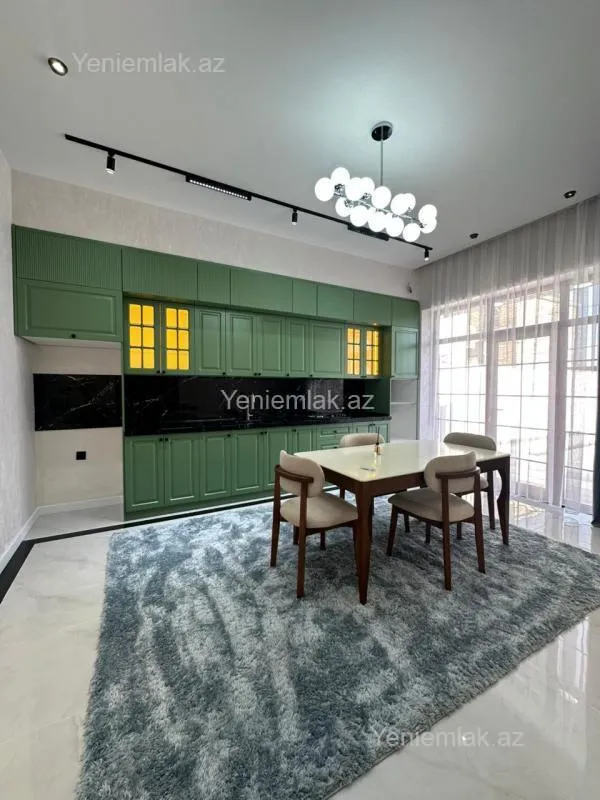 Satılır 4 otaqlı həyət evi 180 m²