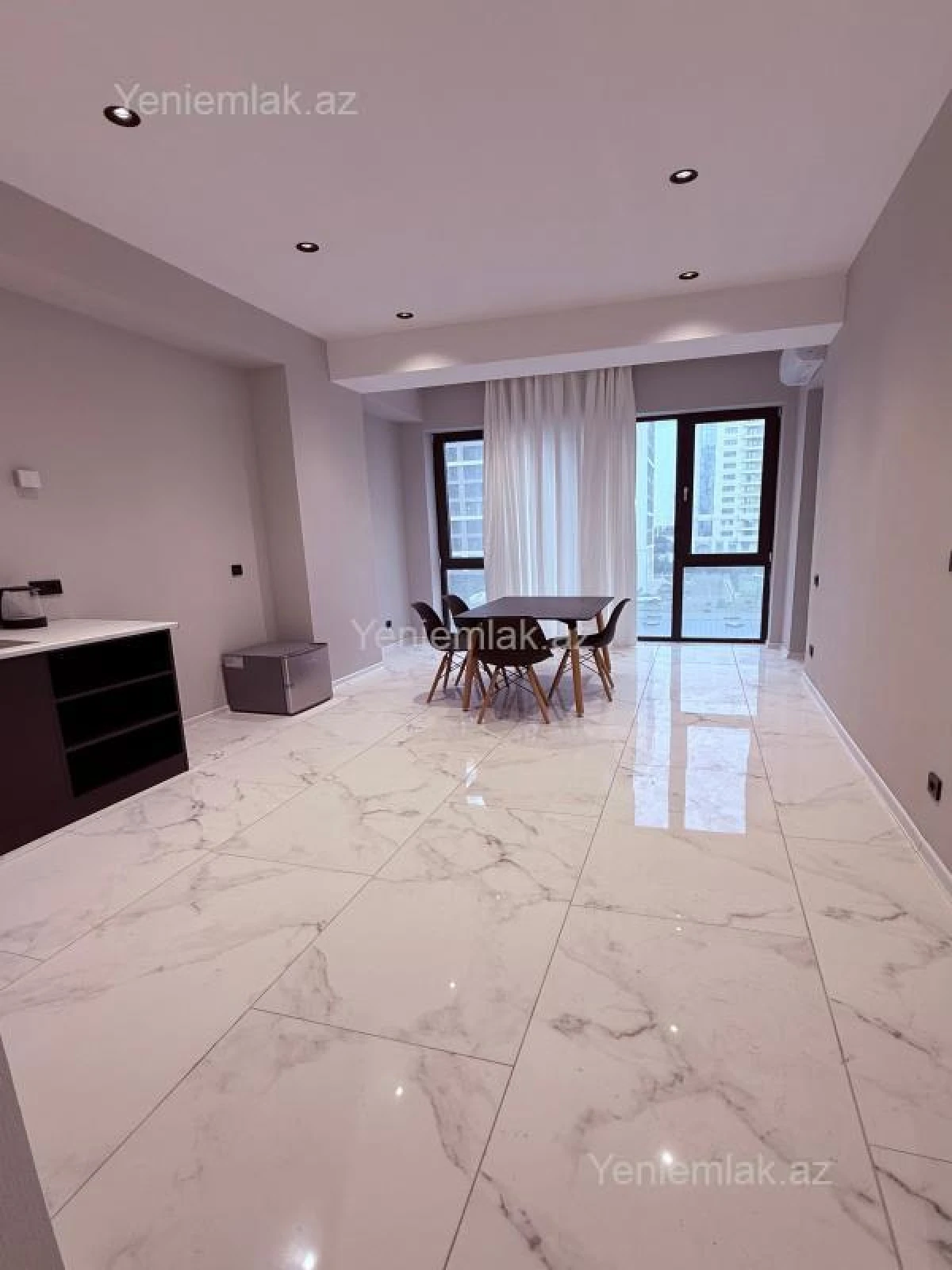 Satılır 3 otaqlı yeni tikili 147 m²