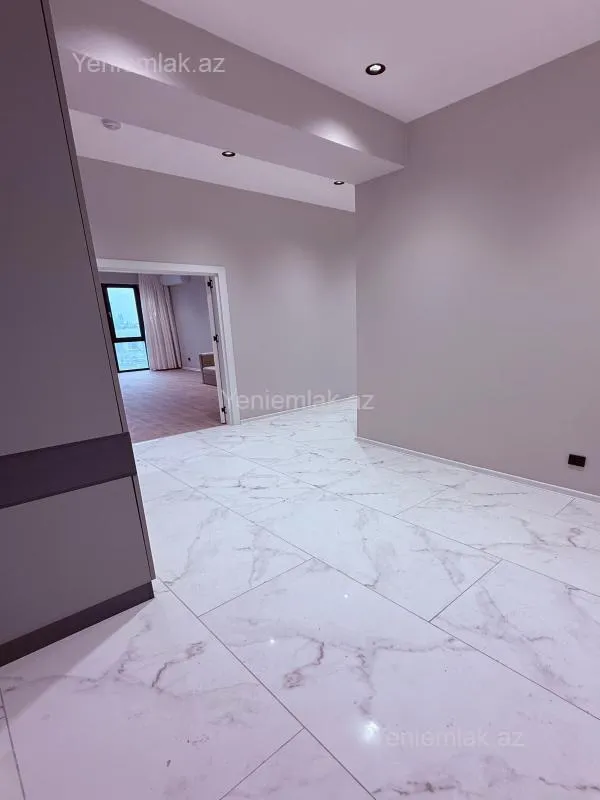Satılır 3 otaqlı yeni tikili 147 m²