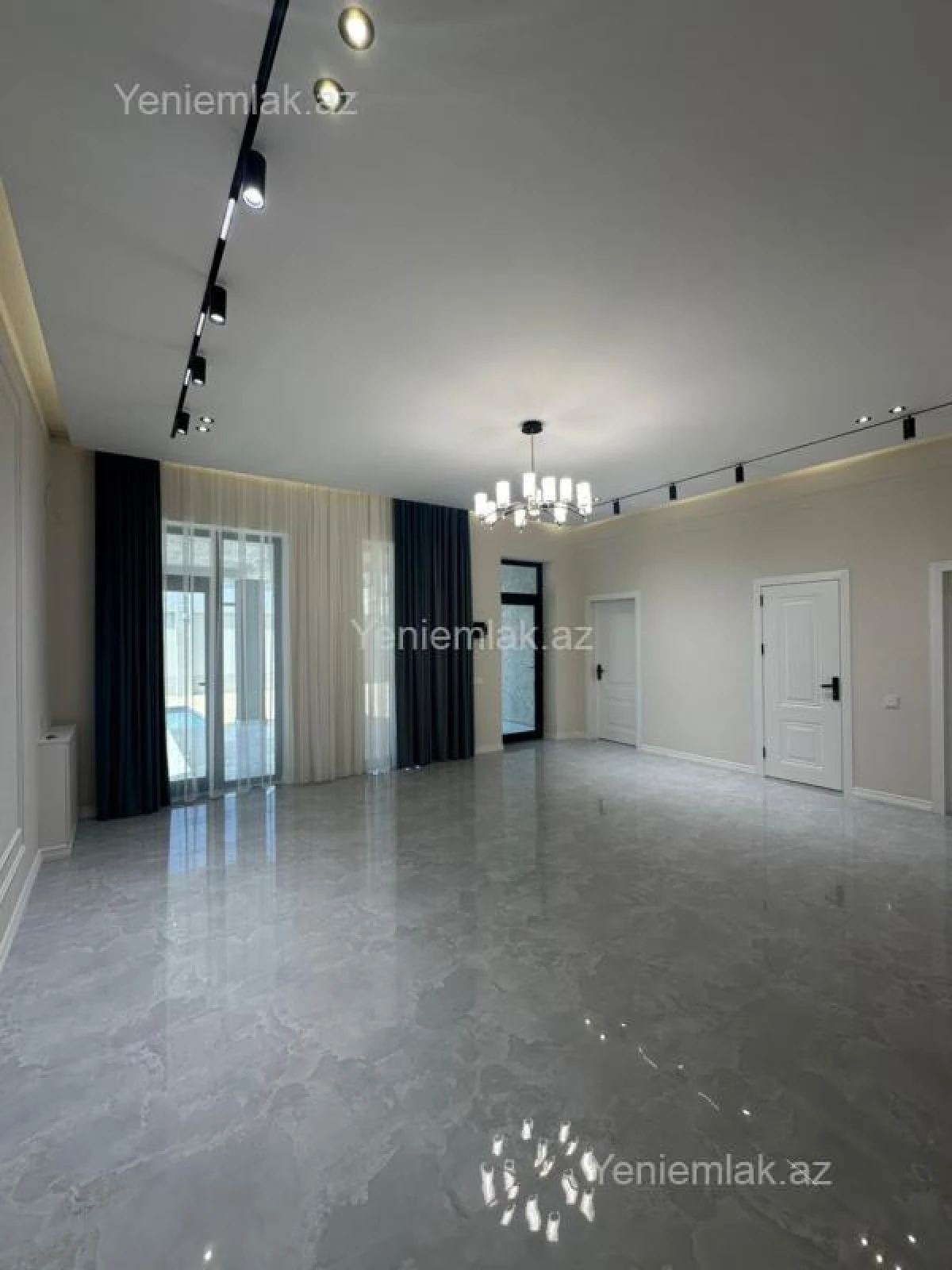 Satılır 4 otaqlı həyət evi 150 m²