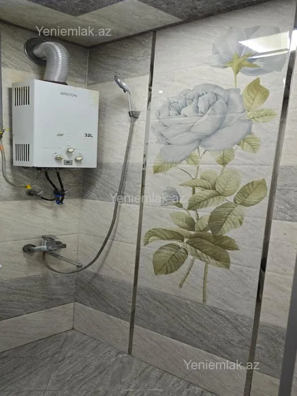 Satılır 1 otaqlı köhnə tikili 30 m²