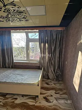 Satılır 1 otaqlı köhnə tikili 30 m²
