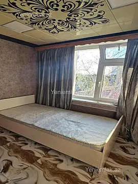 Satılır 1 otaqlı köhnə tikili 30 m²