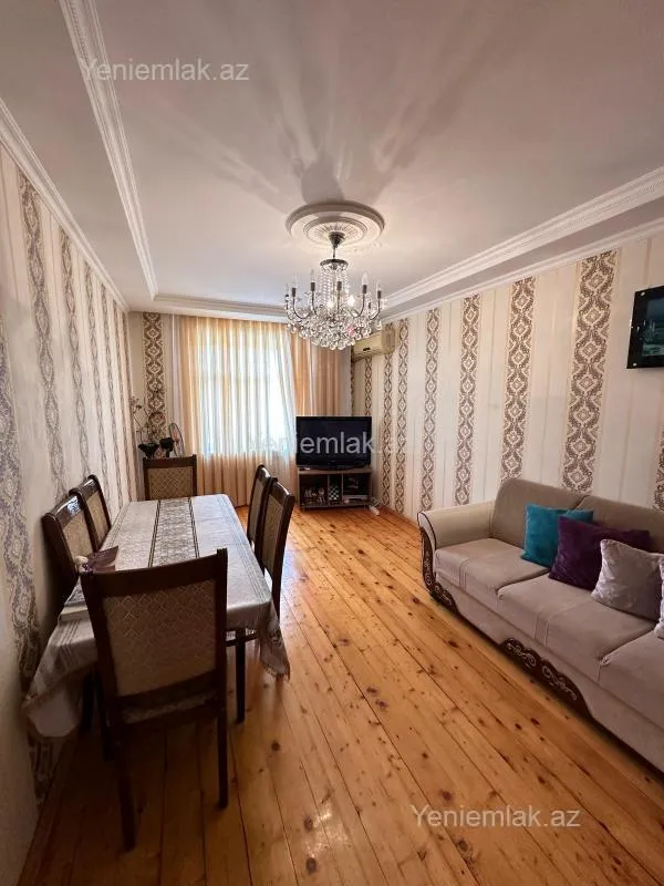 Satılır 3 otaqlı köhnə tikili 78 m²