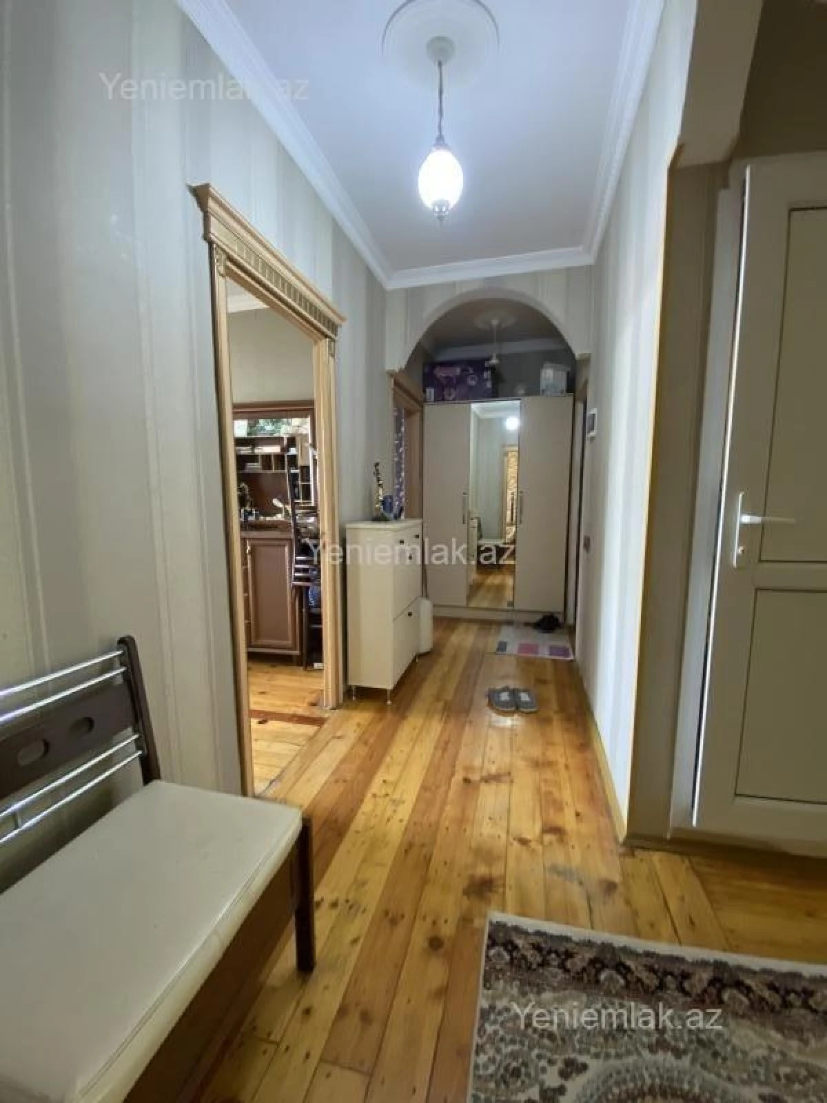 Satılır 4 otaqlı köhnə tikili 100 m²