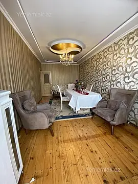 Satılır 4 otaqlı köhnə tikili 100 m²