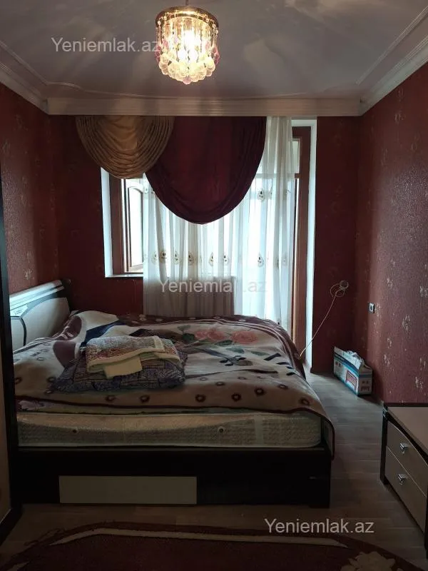 Satılır 5 otaqlı köhnə tikili 115 m²