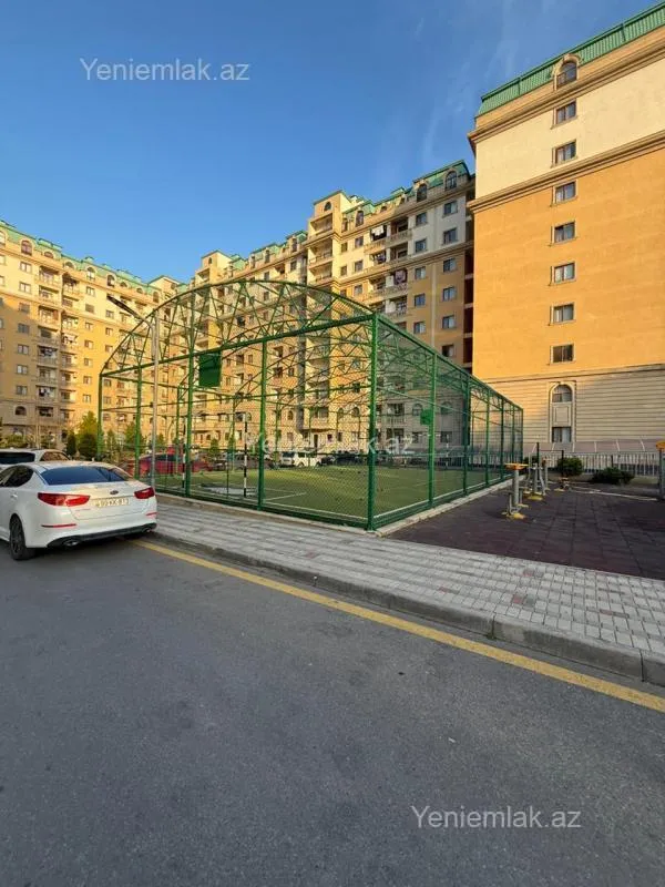 Satılır 3 otaqlı yeni tikili 120 m²