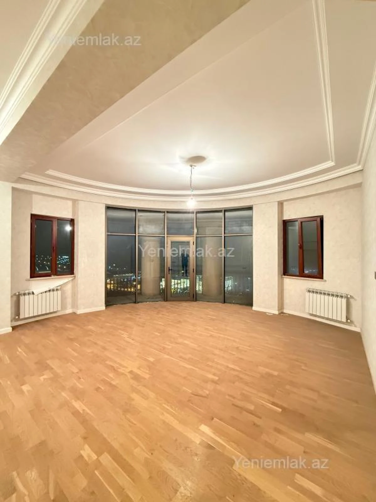 Satılır 3 otaqlı yeni tikili 120 m²