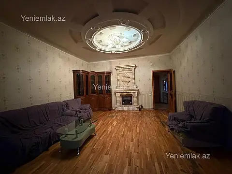 Satılır 3 otaqlı köhnə tikili 100 m²