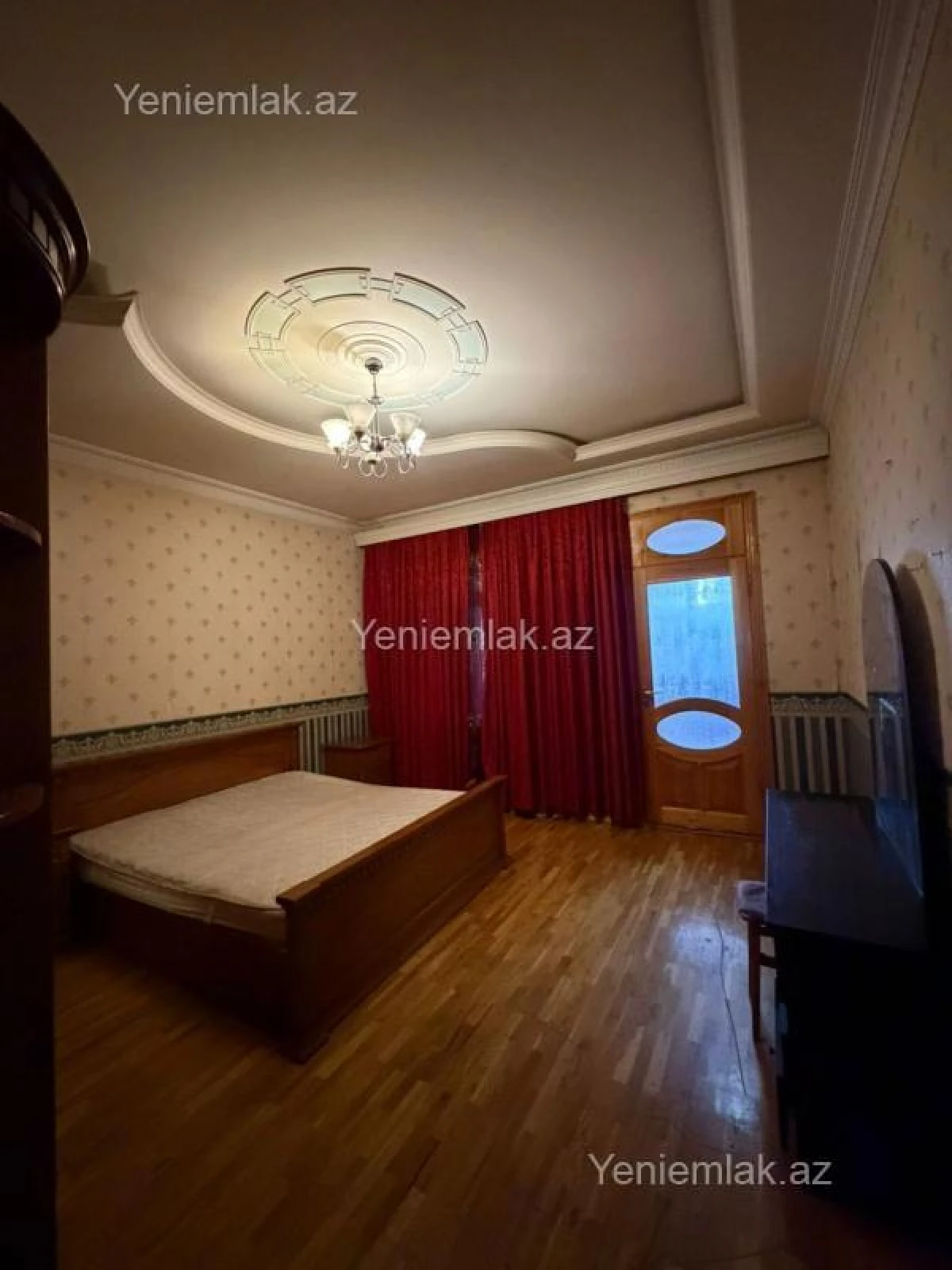 Satılır 3 otaqlı köhnə tikili 100 m²