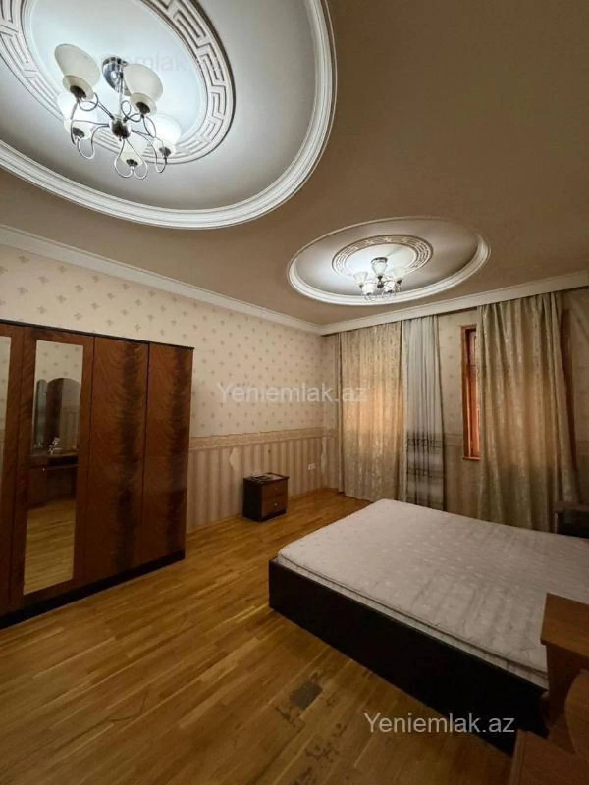 Satılır 3 otaqlı köhnə tikili 100 m²