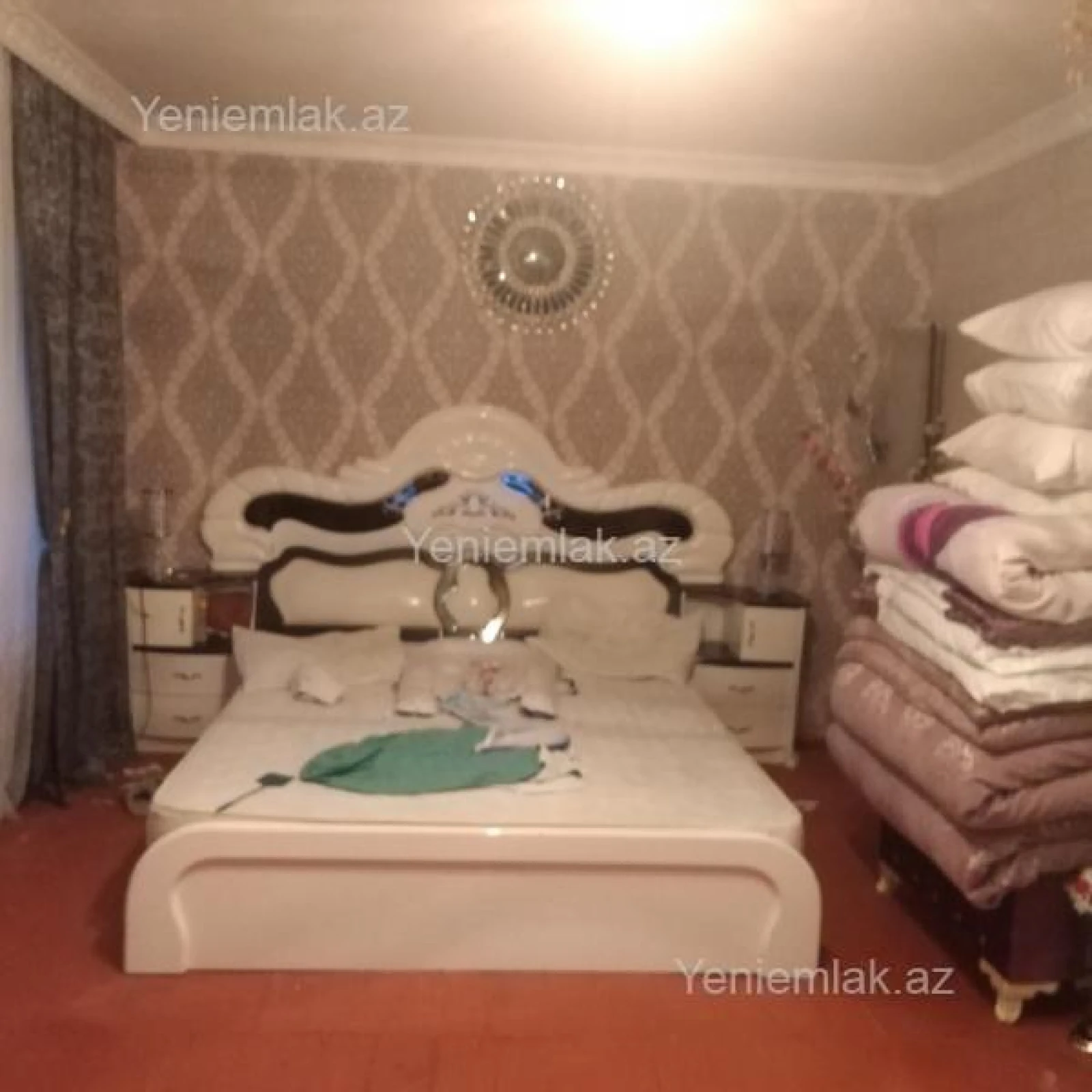 Satılır 6 otaqlı həyət evi 200 m²