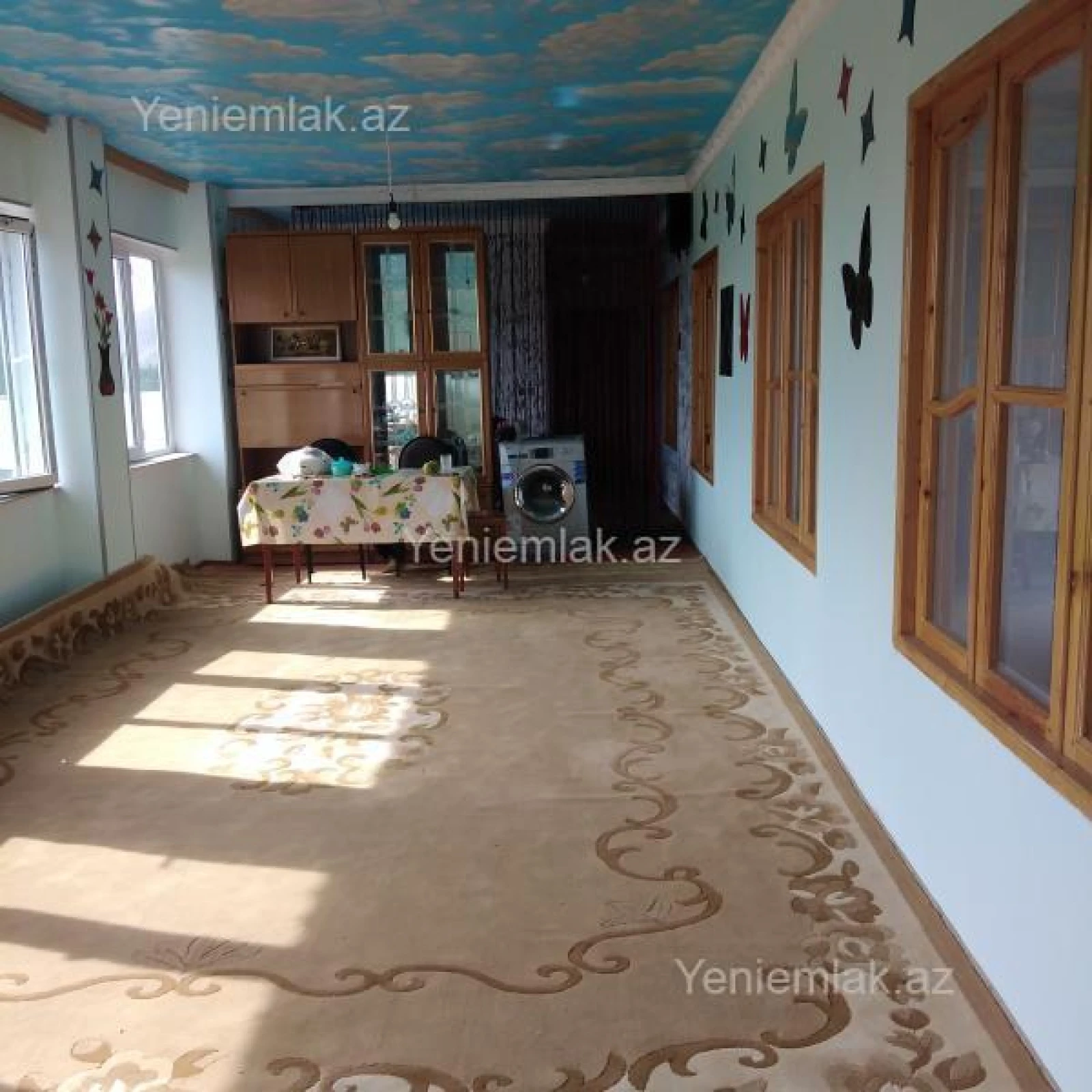 Satılır 6 otaqlı həyət evi 200 m²