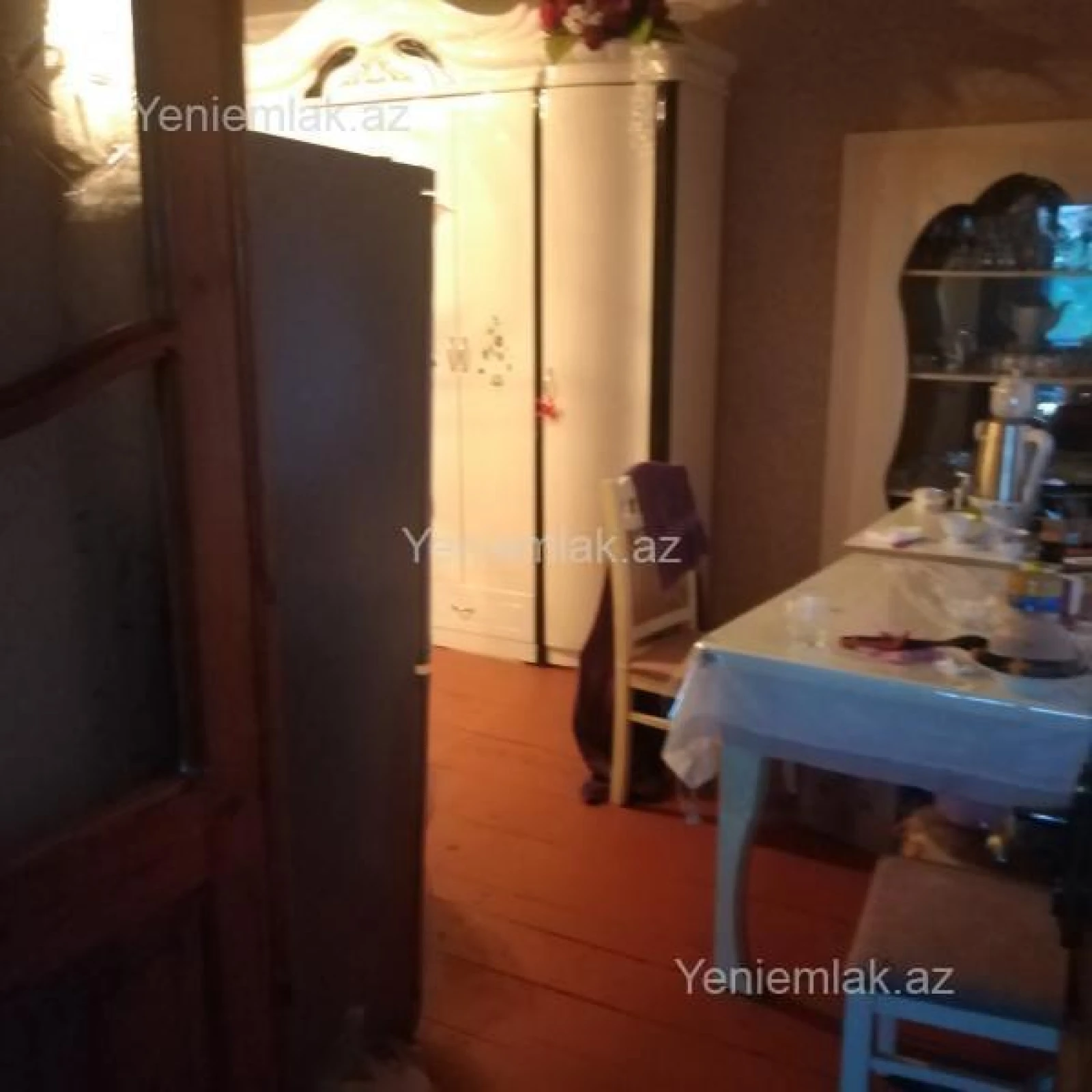 Satılır 6 otaqlı həyət evi 200 m²