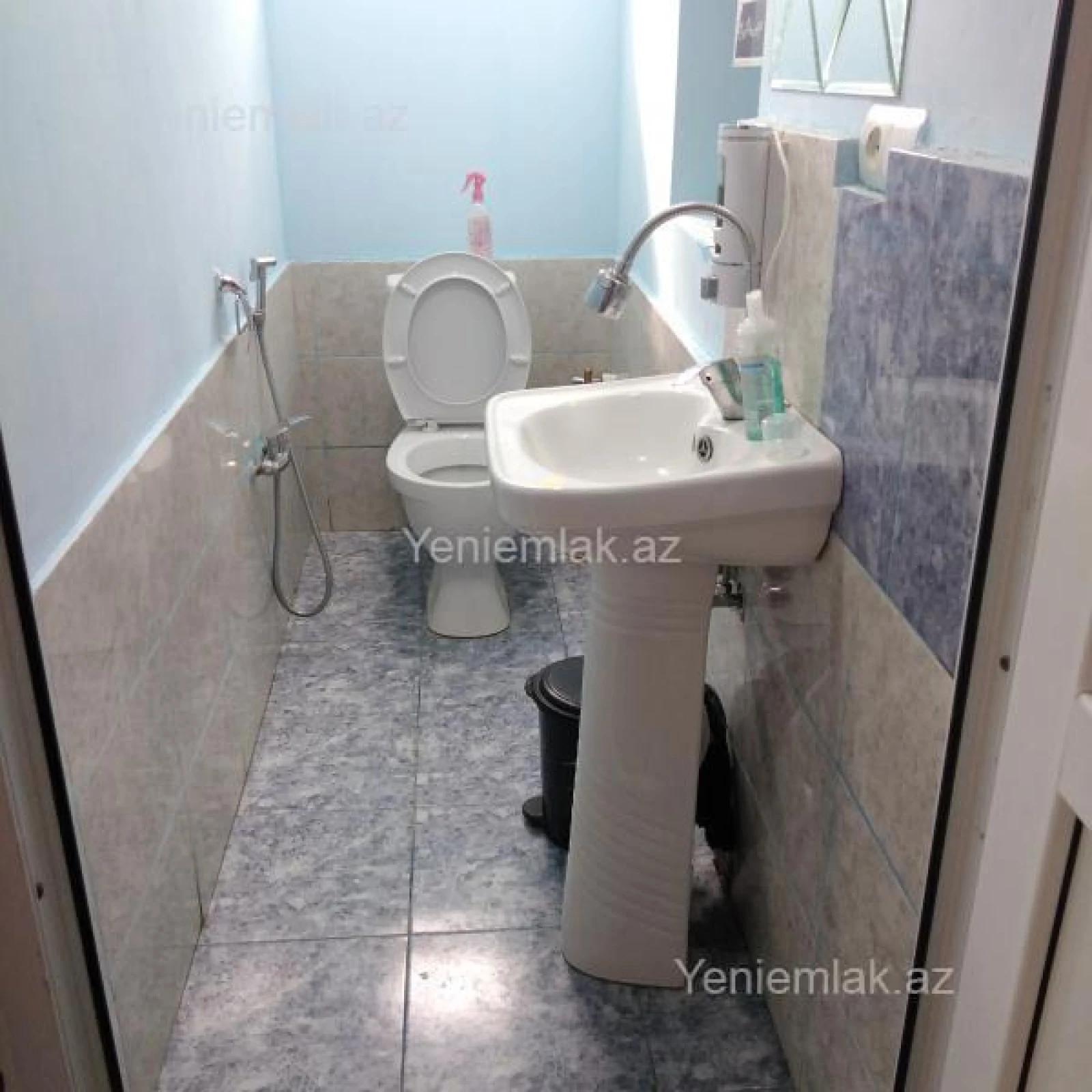 Satılır 6 otaqlı həyət evi 200 m²