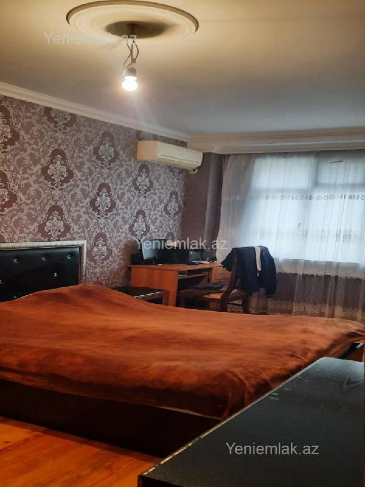 Satılır 4 otaqlı köhnə tikili 90 m²