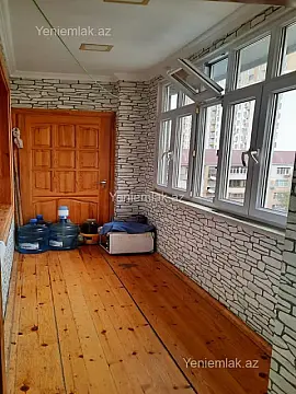 Satılır 4 otaqlı köhnə tikili 90 m²