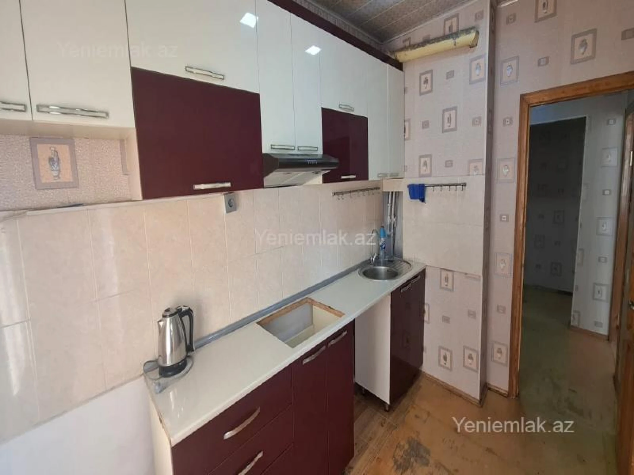 Satılır 2 otaqlı köhnə tikili 62 m²