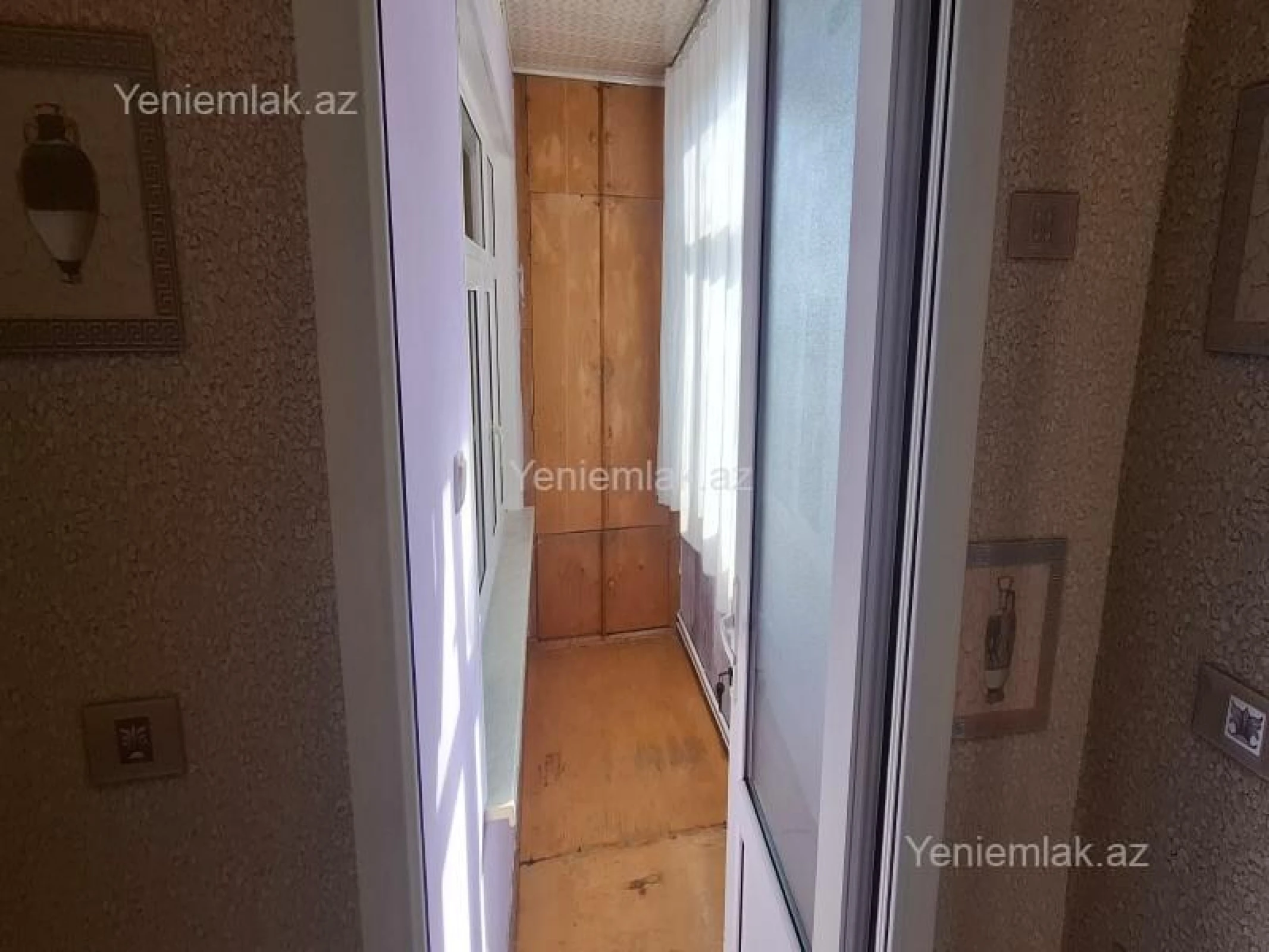 Satılır 2 otaqlı köhnə tikili 62 m²