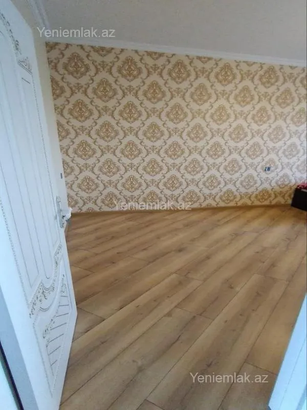 Satılır 3 otaqlı köhnə tikili 75 m²