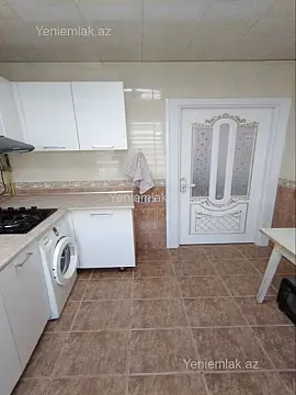 Satılır 3 otaqlı köhnə tikili 75 m²