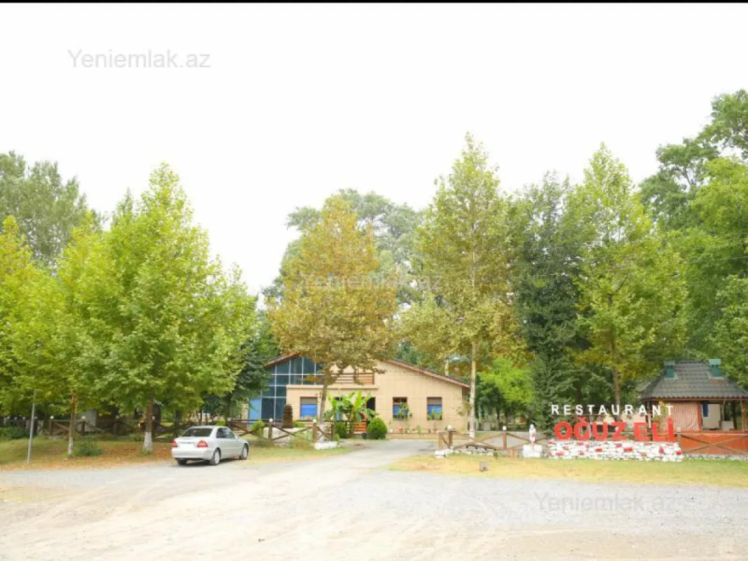 Satılır 10 otaqlı obyekt 500 m²