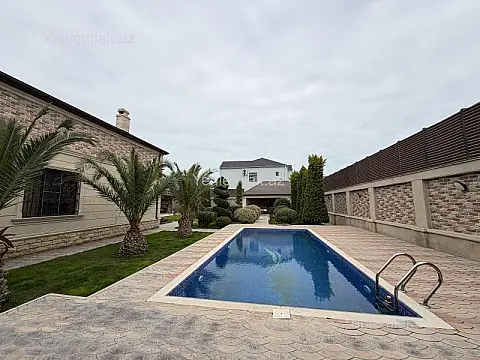 Satılır 5 otaqlı həyət evi 250 m²