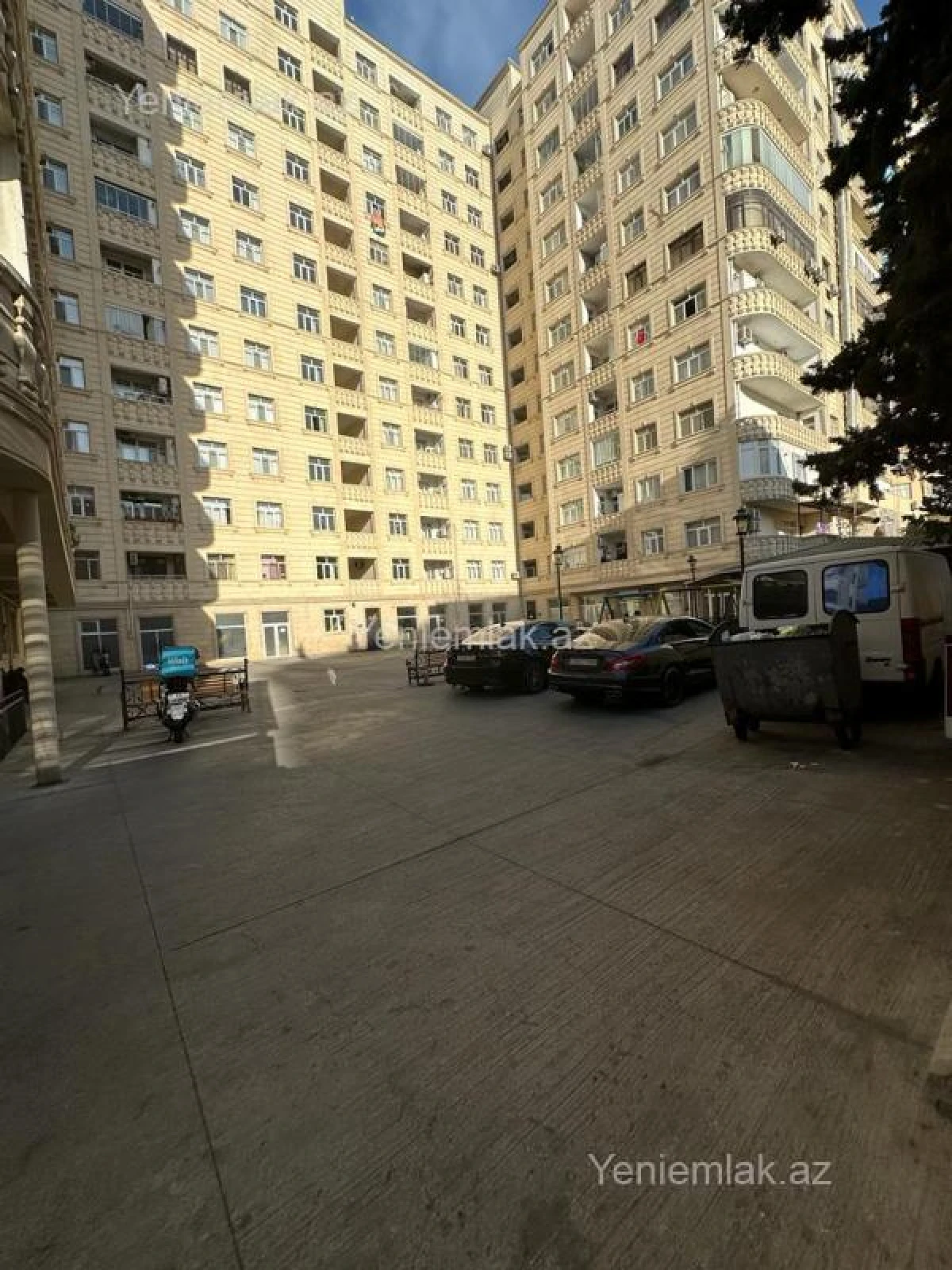Satılır 5 otaqlı yeni tikili 205 m²