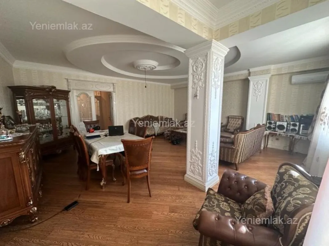 Satılır 5 otaqlı yeni tikili 205 m²