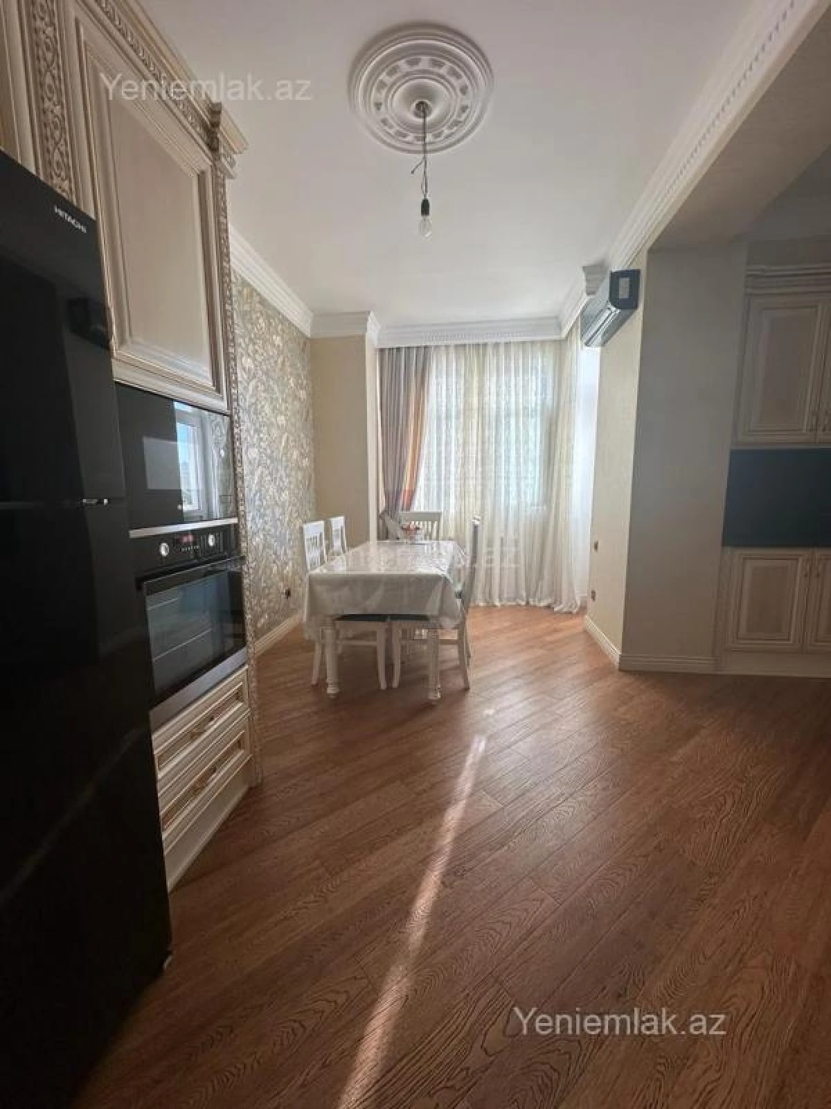 Satılır 5 otaqlı yeni tikili 205 m²