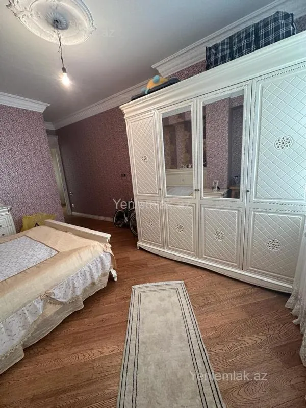 Satılır 5 otaqlı yeni tikili 205 m²
