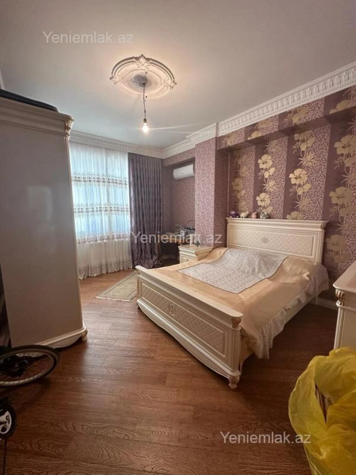 Satılır 5 otaqlı yeni tikili 205 m²