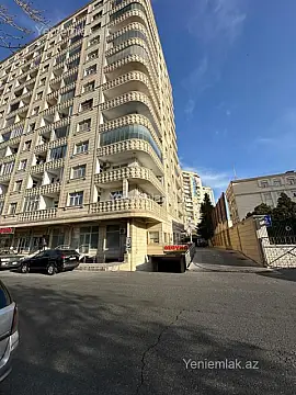 Satılır 5 otaqlı yeni tikili 205 m²