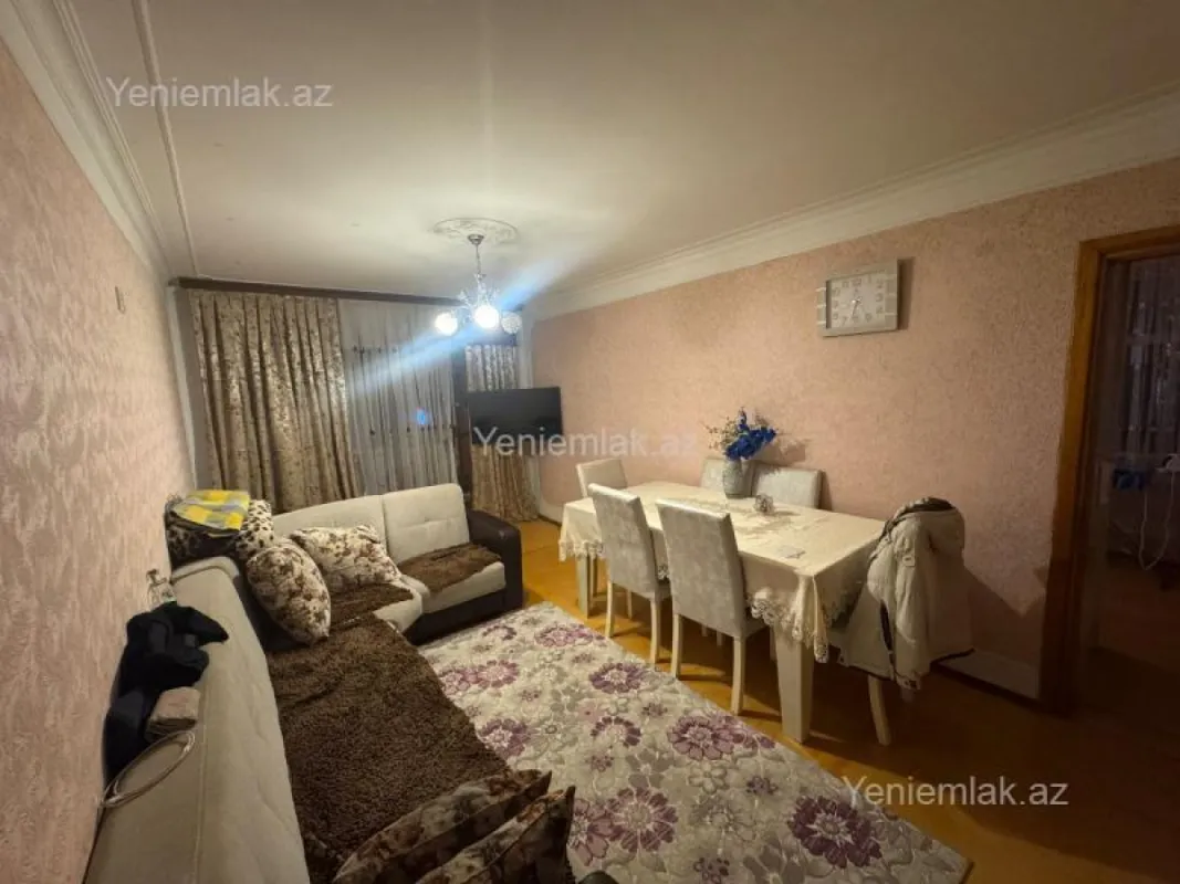 Satılır 2 otaqlı köhnə tikili 45 m²