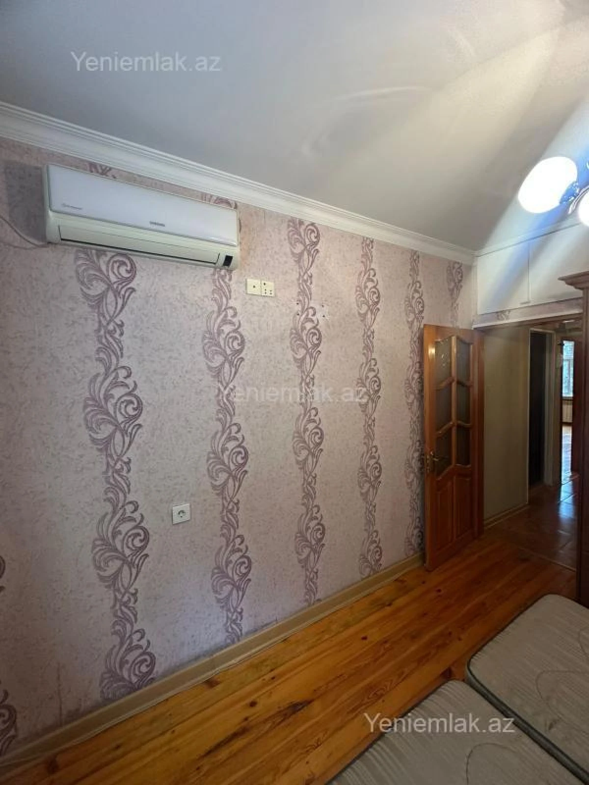 Satılır 3 otaqlı köhnə tikili 50 m²